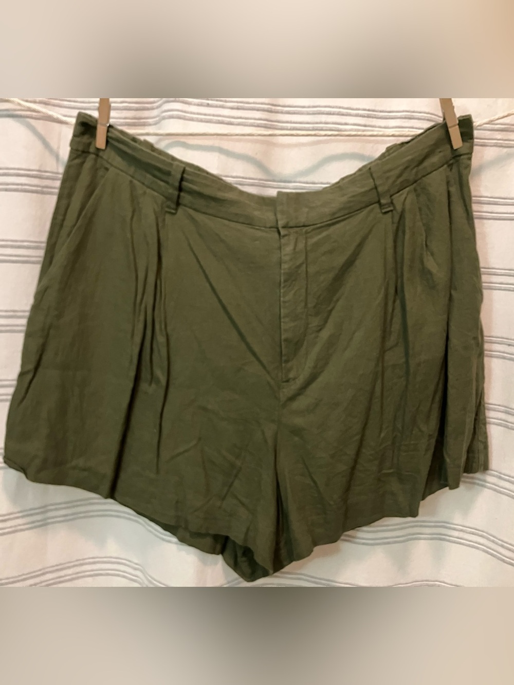 Gap Linen Blend Shorts